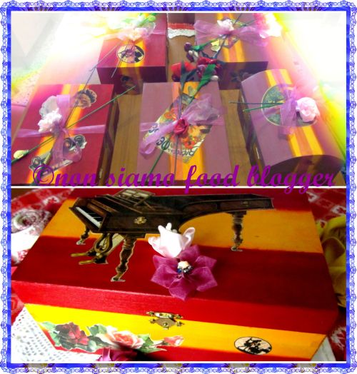 Bauletti di legno decorati a mano con tecnica decoupage.