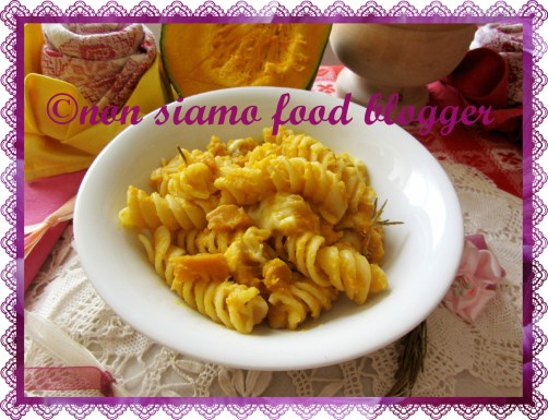 Fusilloni con Zucca, Ceci e Scamorza Affumicata