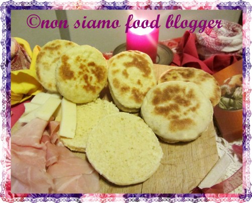 Focaccine in padella allo Yogurt