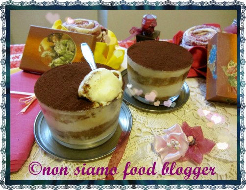 Tiramisù al Pandoro con cema senza uova