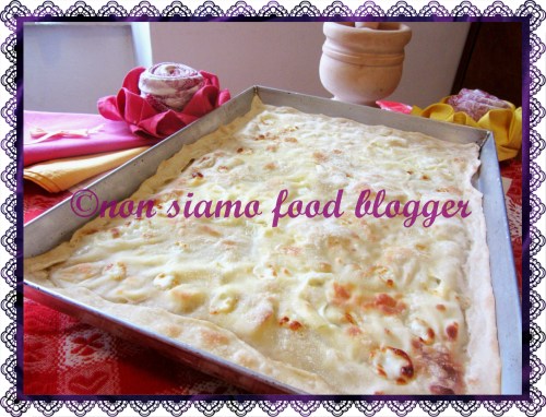 Focaccia col Formaggio di Recco