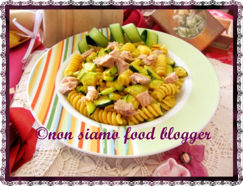 Pasta Zucchine Tonno e Curcuma